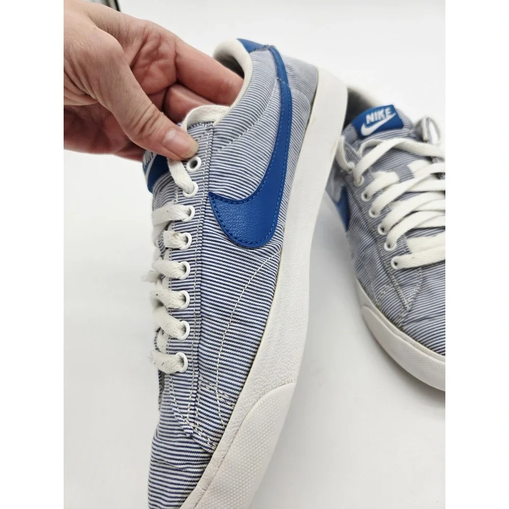 Nike tennis classic